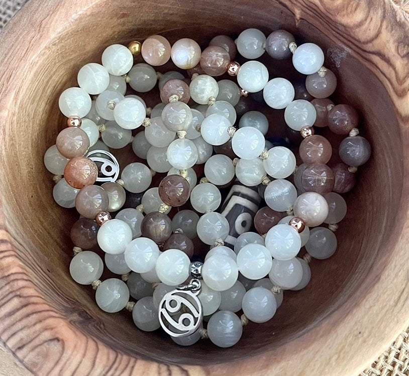 Cancer: Discover the Zodiac Sign and Its Crystals for Emotional Balance and Protection