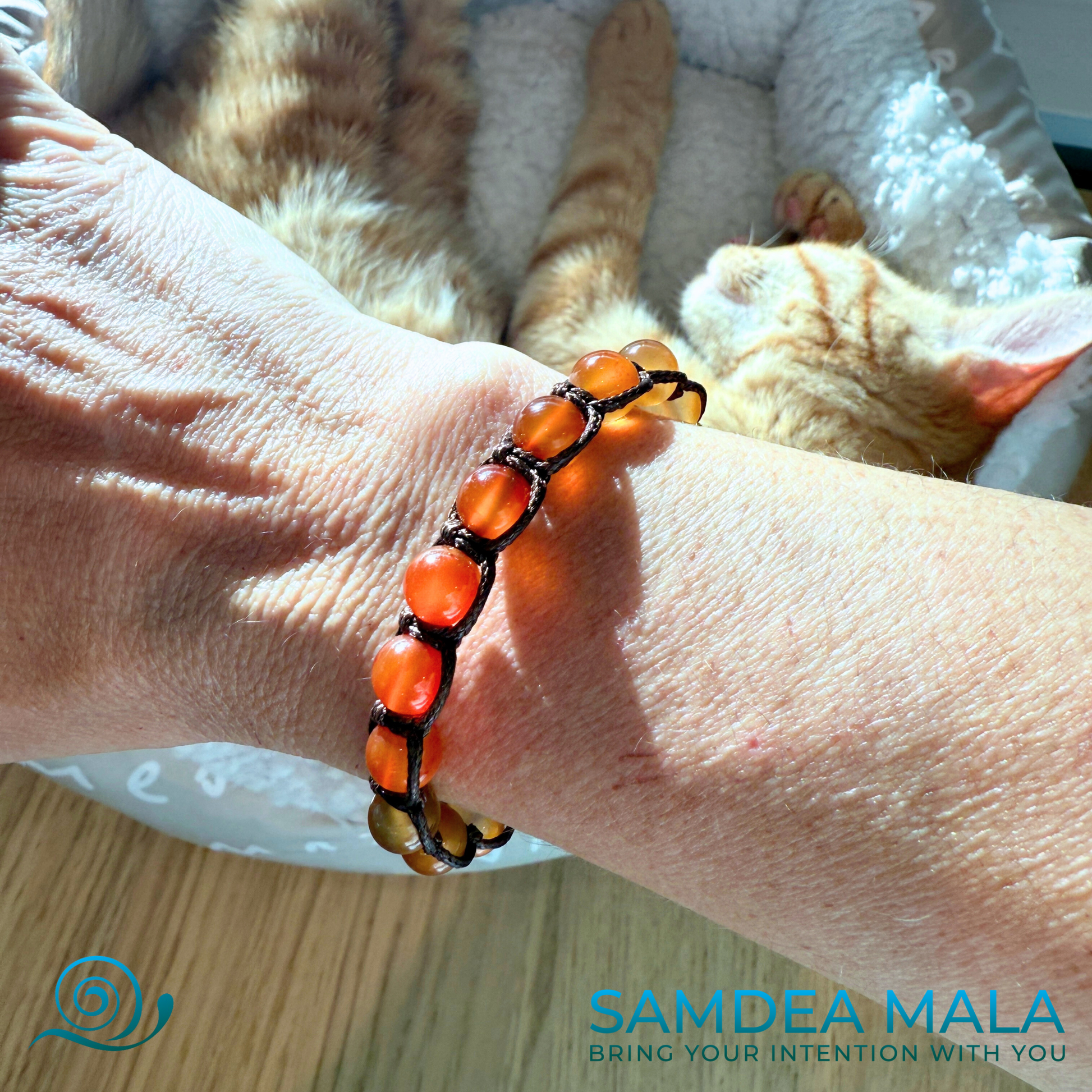 Carnelian bracelet for vitality, creativity, and joy – perfect gift for energy seekers