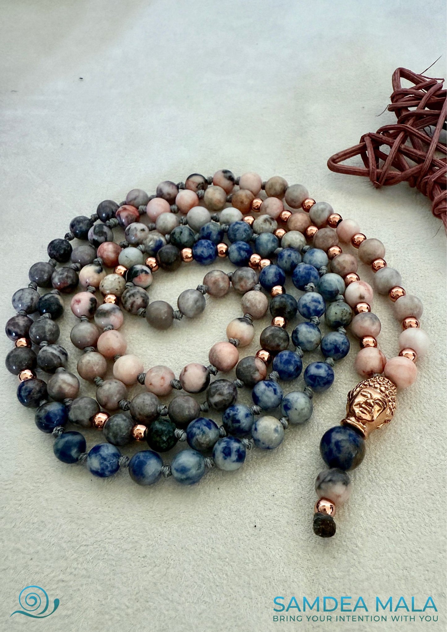 Hand-knotted mala for meditation with natural, untreated stones, handmade mala