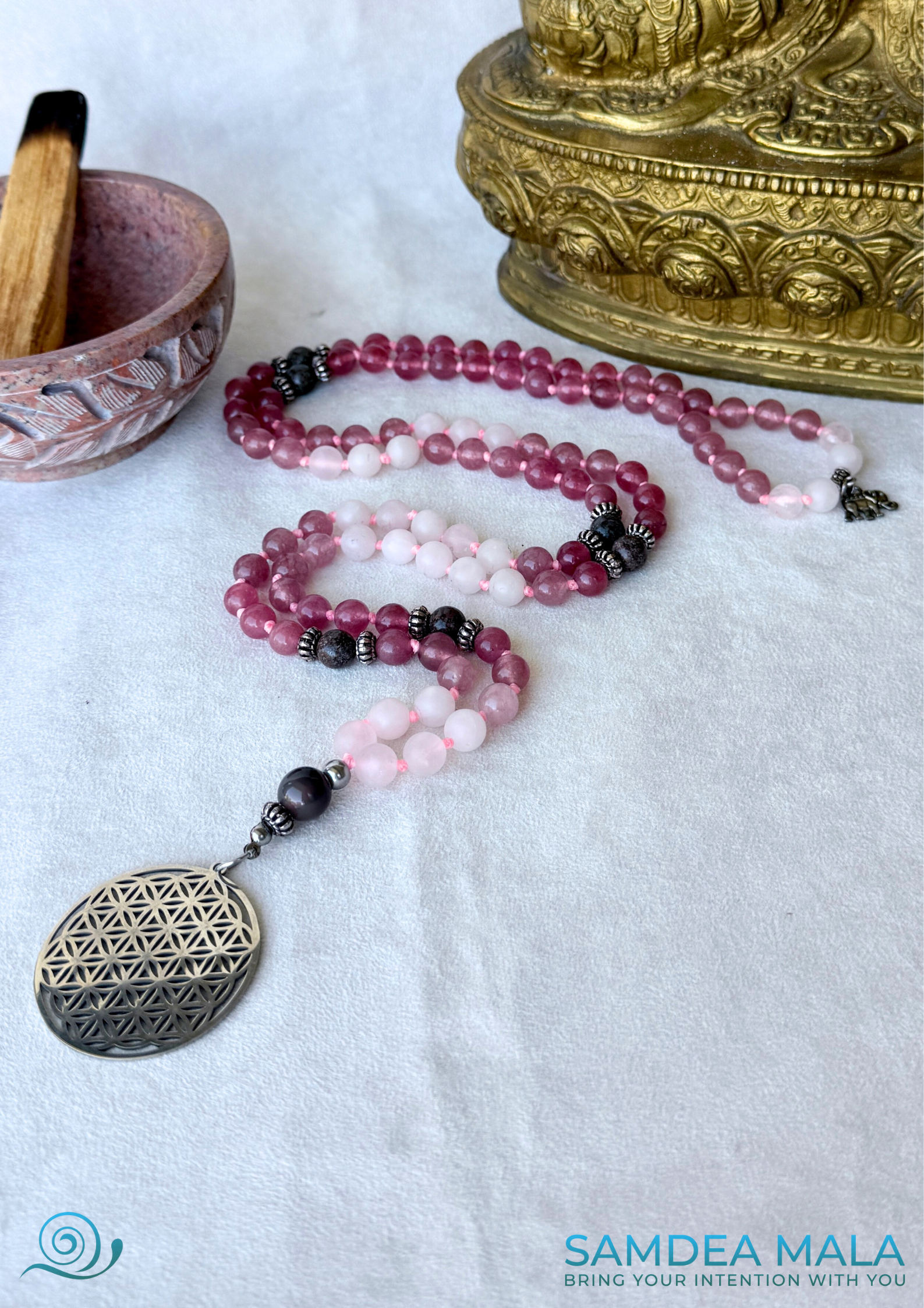 Full view of Mala for meditation with rose quartz and strawberry quartz, and grounding obsidian – 108 beads for healing and self-love