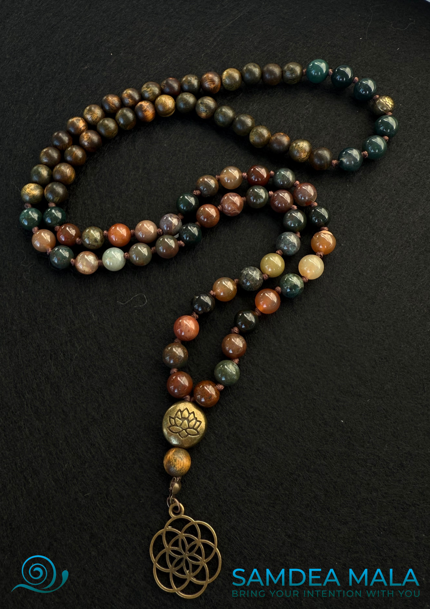 Short Mala in Sandalwood and Indian Agate - meditation beads, custom mala, tibetan mala, energy crystals necklace, spiritual mala, custom mala bracelet, natural gemstones - Samdea Mala