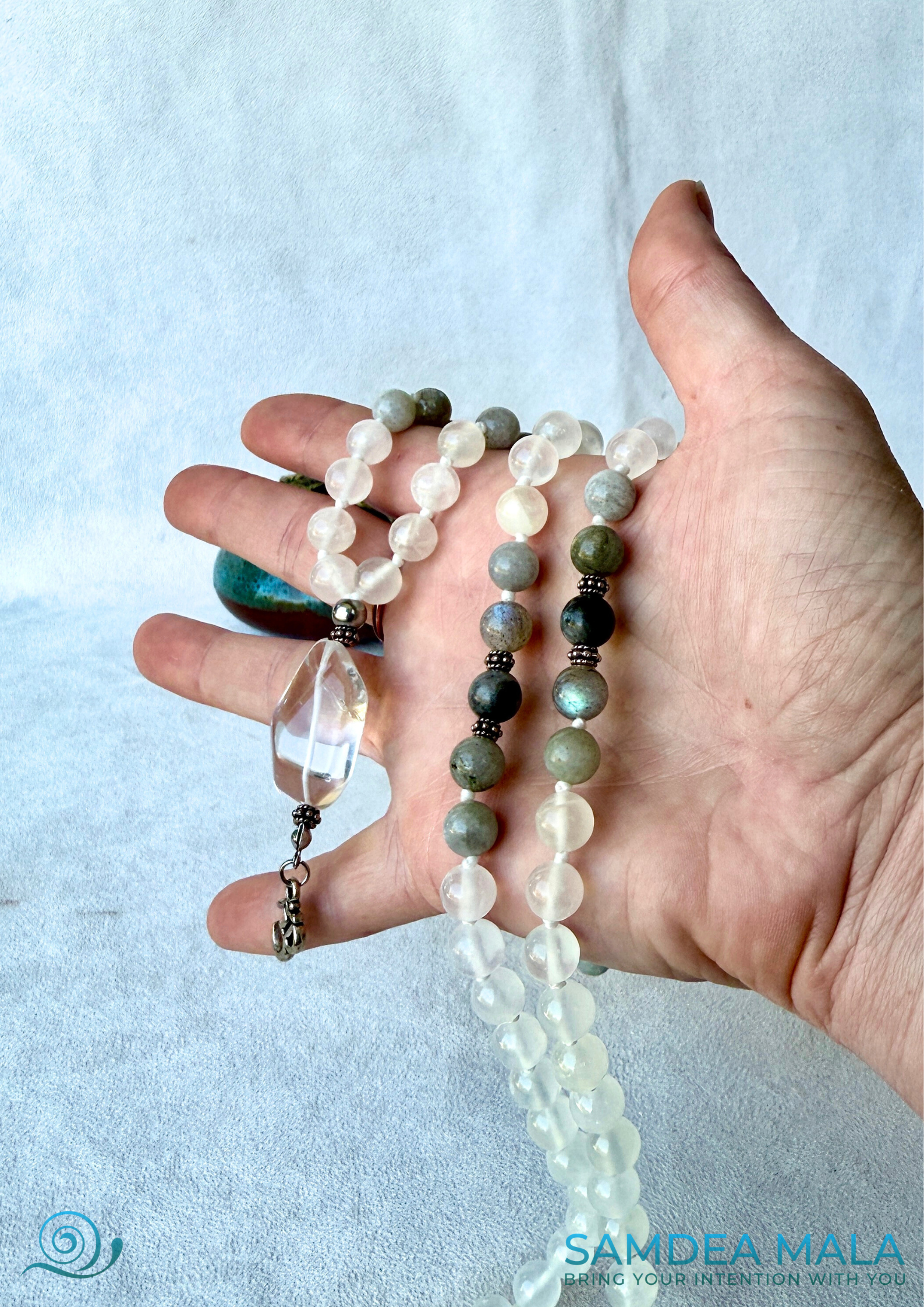 Mala beads for meditation in selenite, Mala necklace with om pendant, Custom mala beads for purification and success with om pendant. Natural gemstone mala