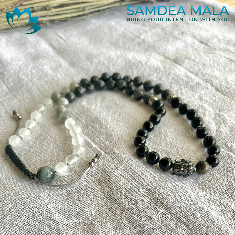 Half mala and three-round bracelet in obsidian, labradorite and selenite