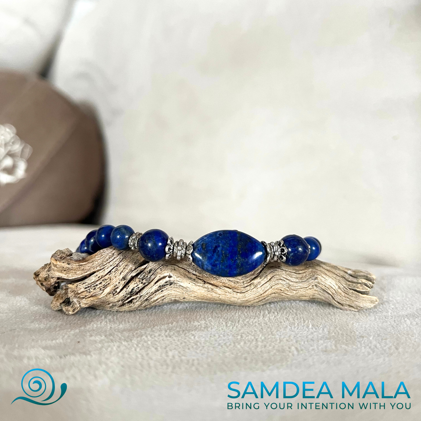 Lapis lazuli bracelet for frienship and protection