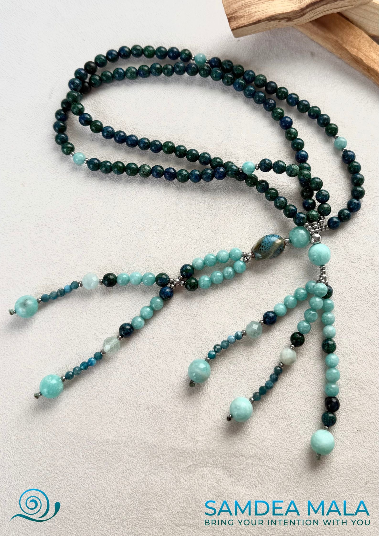 Samdea Juzu prayer beads crystals for emotional clarity. Japanese Buddhist Juzu Nichiren Nam myoho renge kyo. Handmade blue Juzu