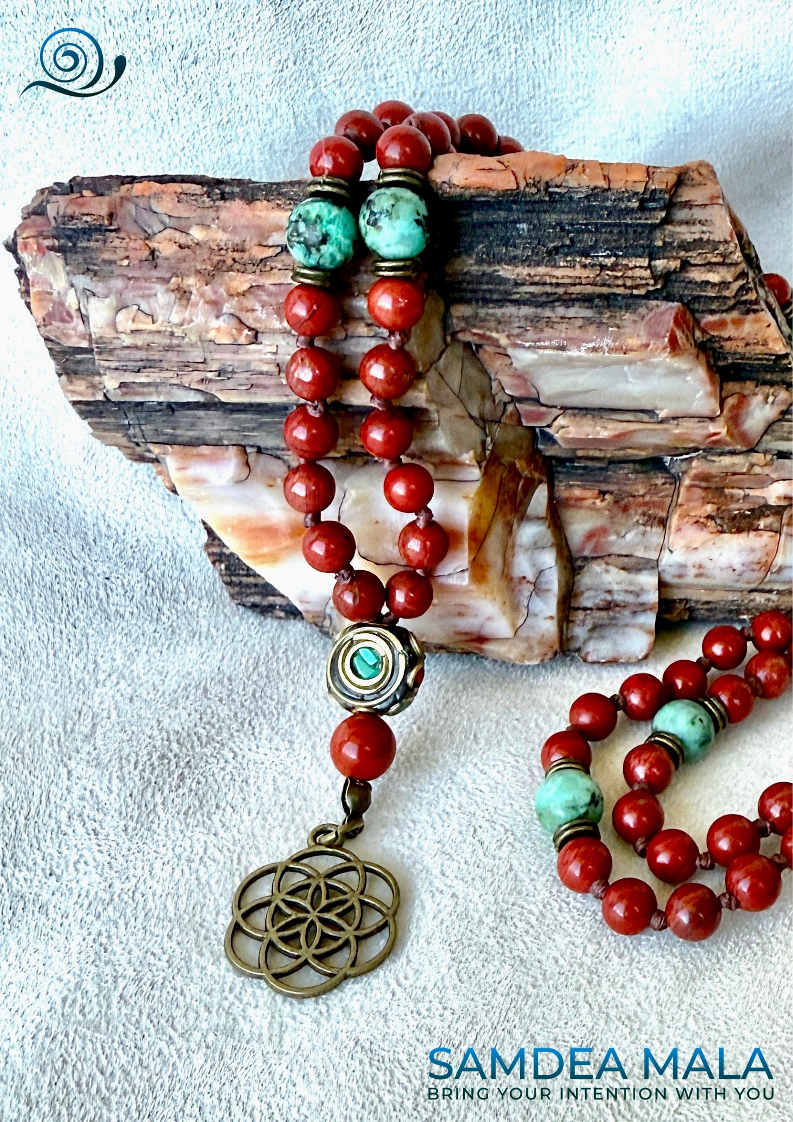 Close-up pf Mini mala necklace with Red Jasper and African Turquoise, hand-knotted with 108 beads for meditation and personal growth. Earthy red and green tones, spiritual jewelry for grounding, strength, and transformation.