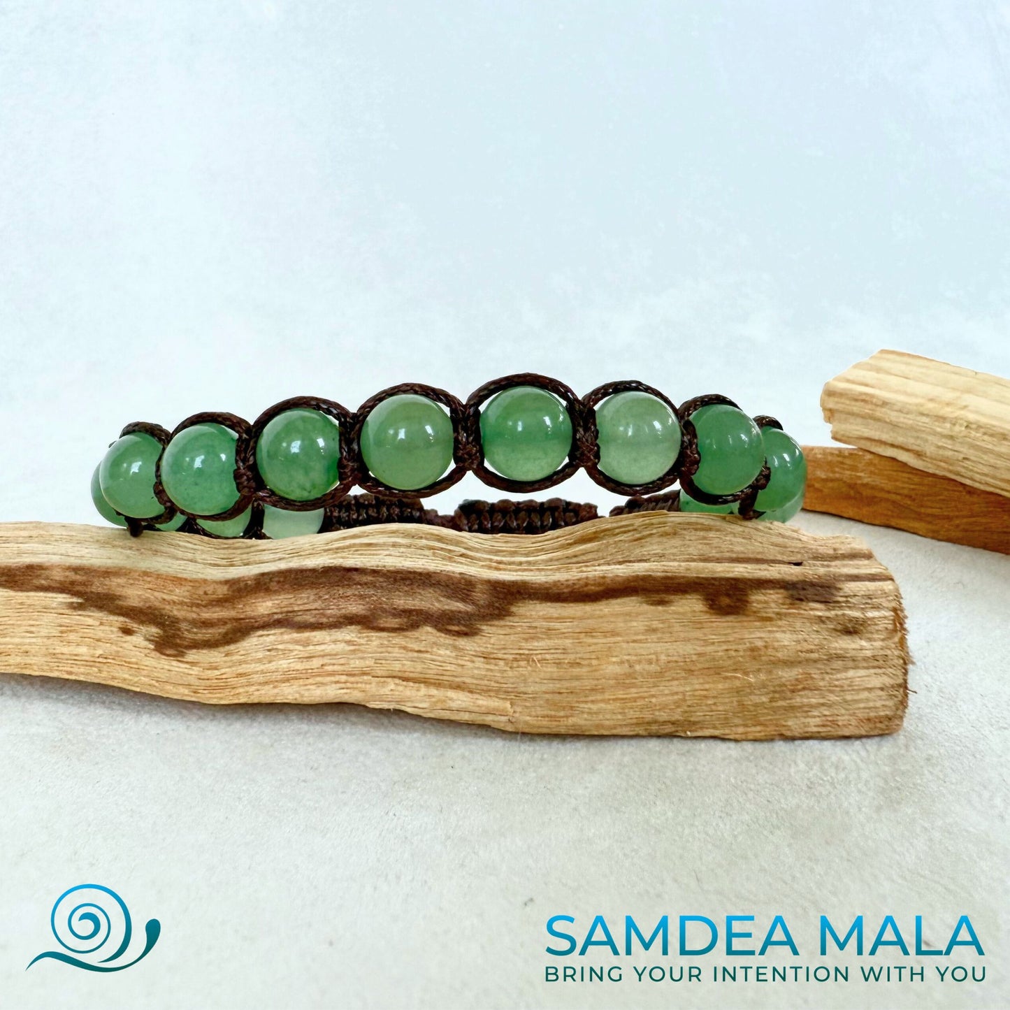Samdea Mala green aventurine Tibetan bracelet for emotional balance, good luck and support in hanges. Shamballa green bracelet
