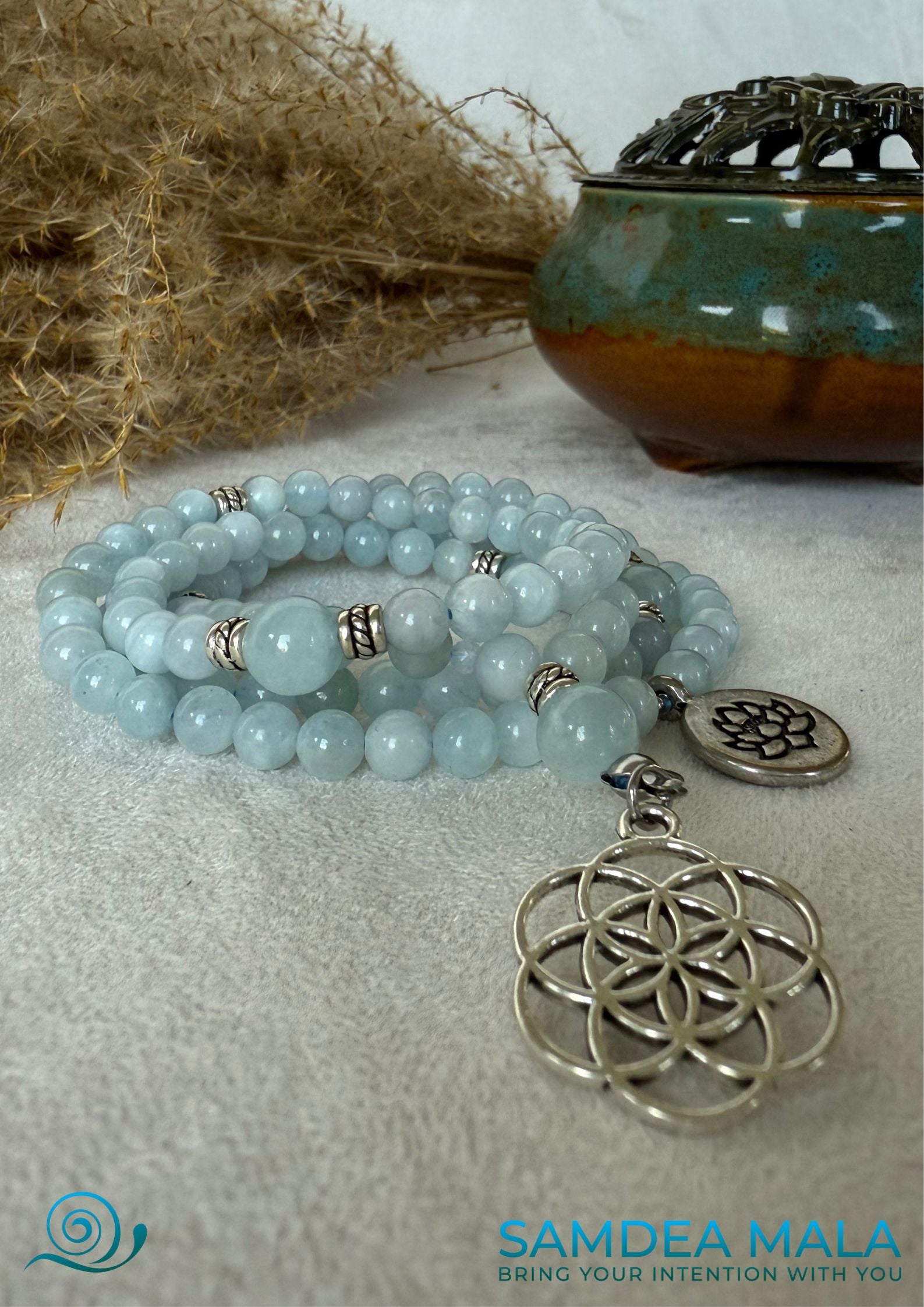Spiritual necklace for balance and healing with aquamarine stones. Mala for Japamala meditation with sacred geometry pendant.