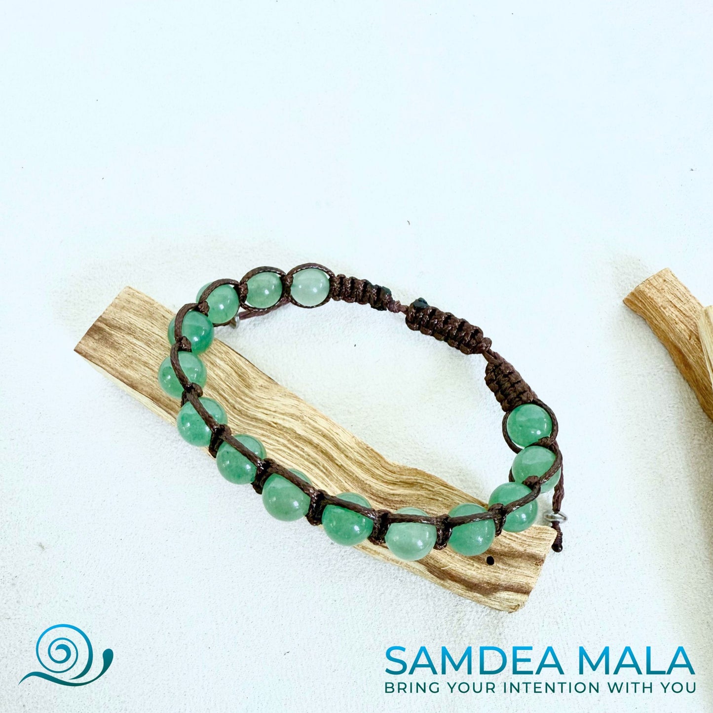 green aventurine Tibetan Tamashii-style bracelet for emotional balance, good luck and support in hanges. Handmade Tibetan-style bracelet in green gemstones