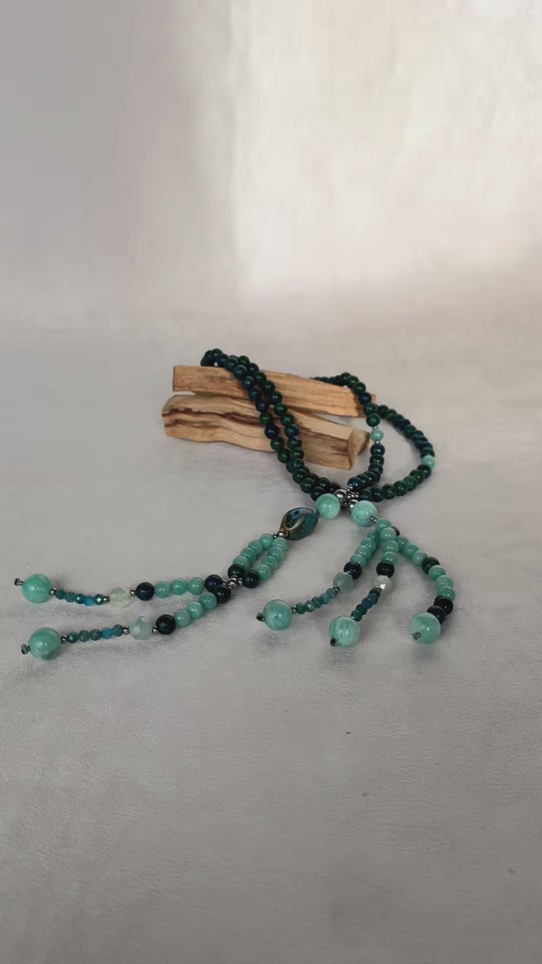 Video Juzu prayer beads. Japanese Buddhist Juzu Nichiren Nam myoho renge kyo. Handmade blue Juzu