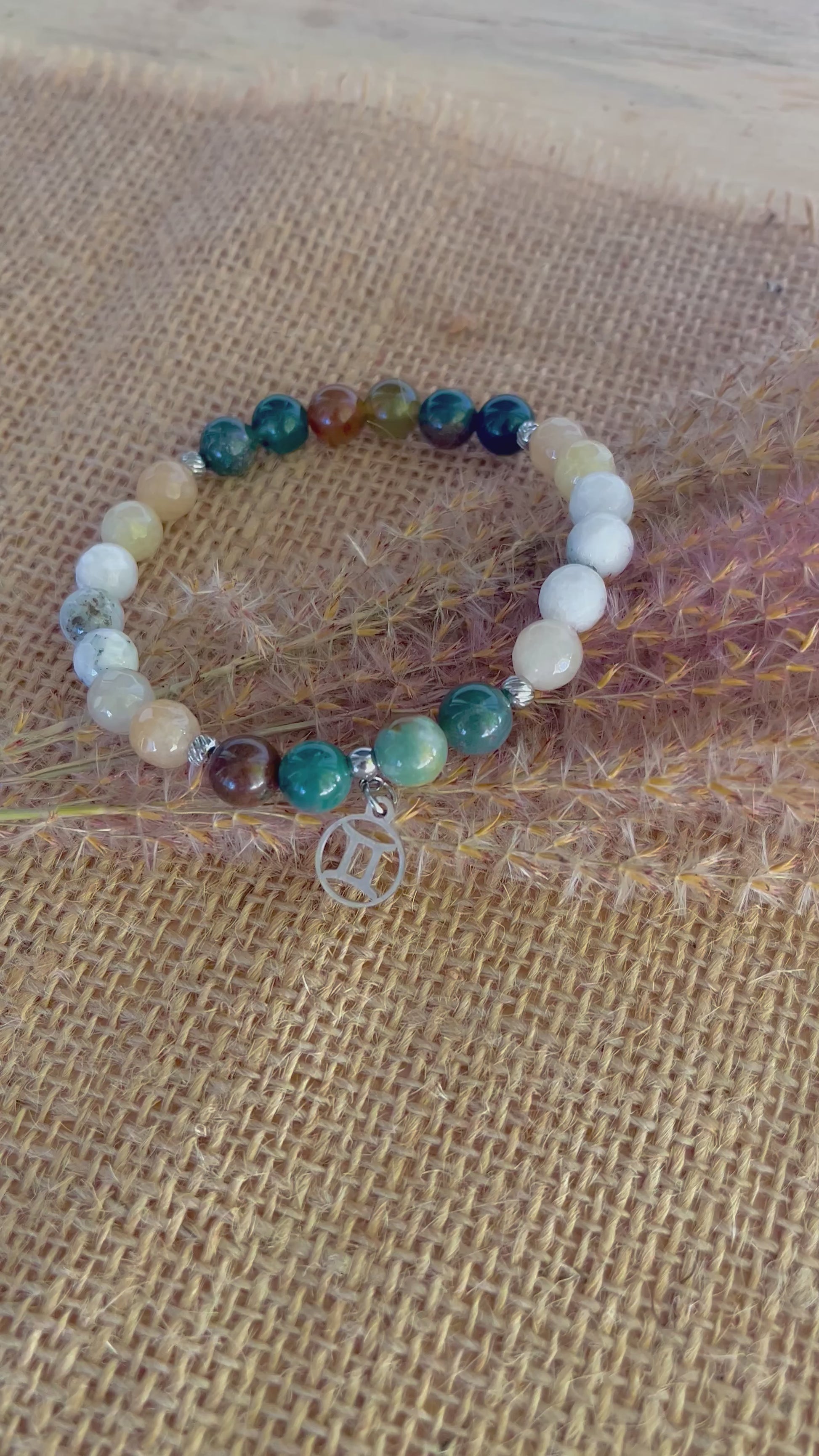 Handmade gemstone bracelet for Gemini with spiritual and grounding properties. Gemini Zodiac Bracelet – Indian Agate & White Agate Beads for Focus and Clarity - Gemstone for Gemini, Gemini bracelet, Zodiac Bracelet with small Gemini charm, intention bracelets, energy crystals bracelets, bracelets with crystals, custom mala bracelet, natural gemstones bracelets - Samdea Mala