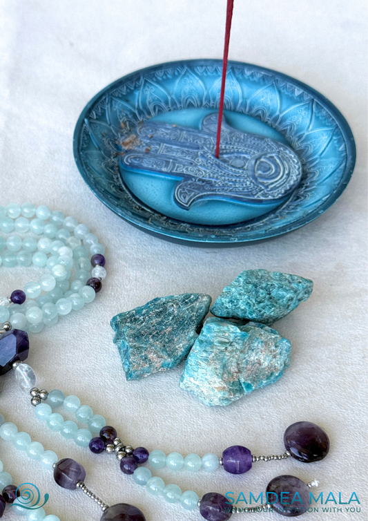 Hamsa Hand Incense Burner – Blue Ceramic Holder for Sticks & Cones – Spiritual Home Decor Made in India - Samdea Mala