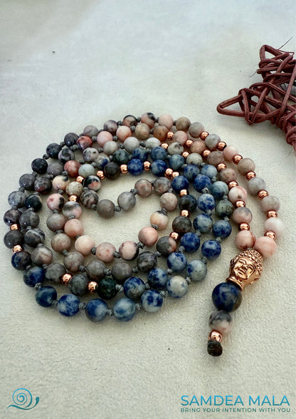 Hand-knotted mala for meditation with natural, untreated stones, handmade mala
