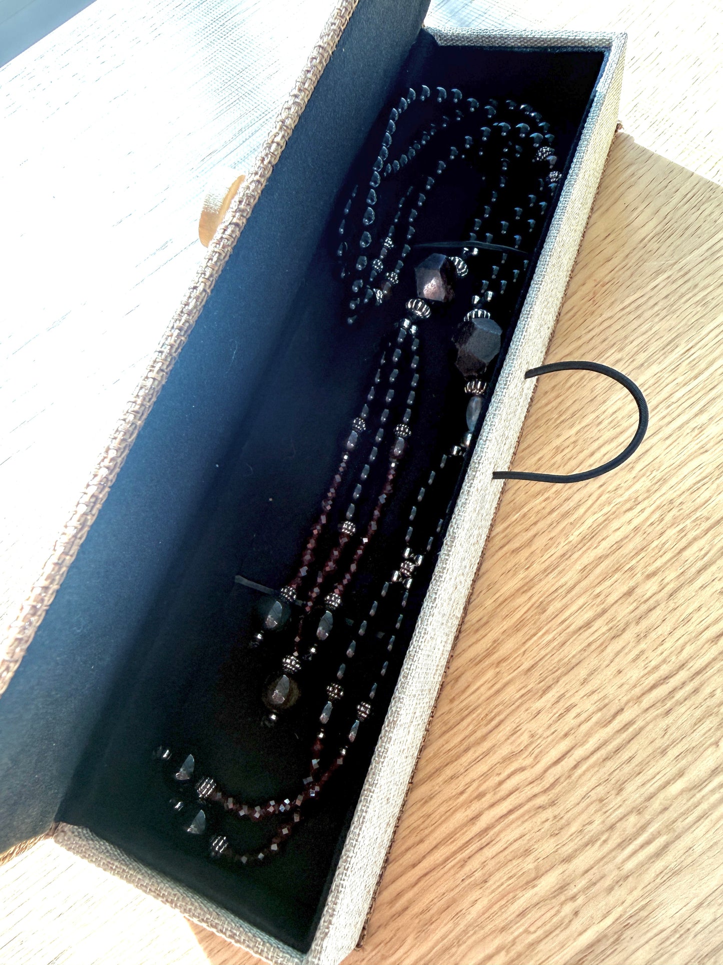 Nichiren Black Juzu with Obsidian, Garnet and Clear Quartz | Buddhist Prayer Beads for Protection and Enlightenment - Samdea Mala