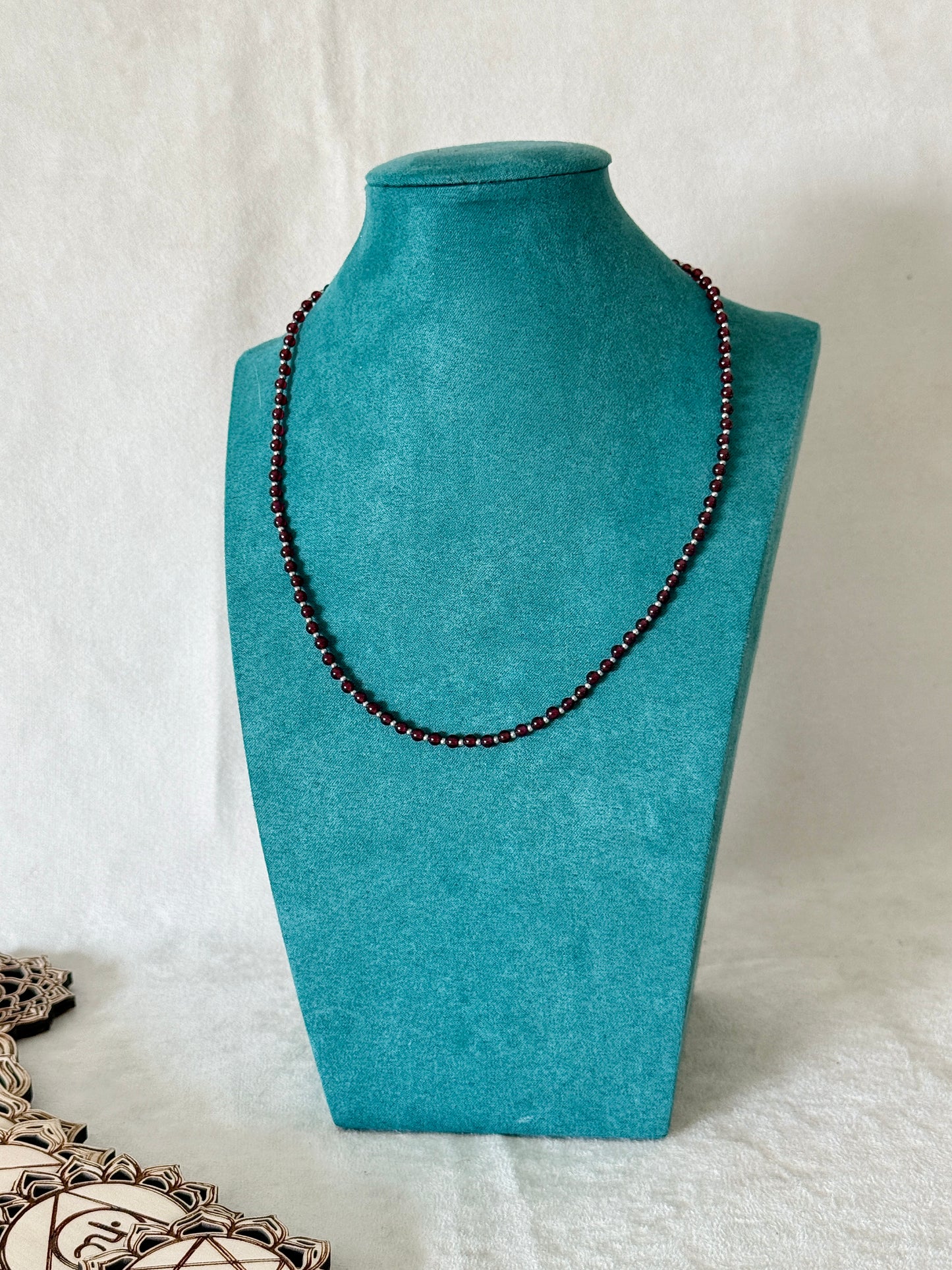 Natural Garnet Choker Necklace – AA Grade 4mm Beads, Stainless Steel Clasp for Strength