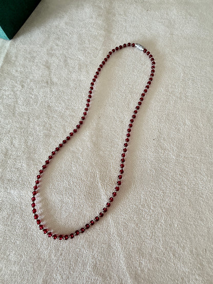 Natural Garnet Choker Necklace – AA Grade 4mm Beads, Stainless Steel Clasp for Strength