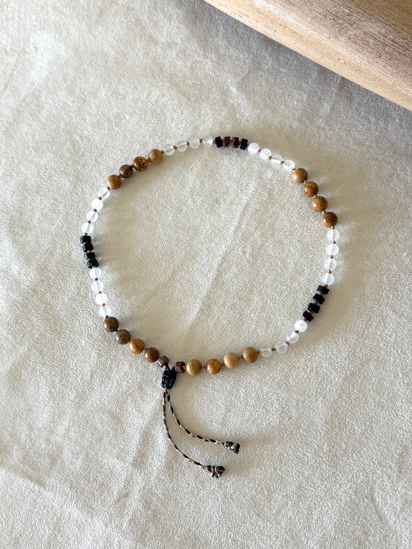 Mala del Respiro Quadrato – Mezzo Mala per Respirazione Quadrata e Meditazione - Ossidiana, Selenite, Diaspro