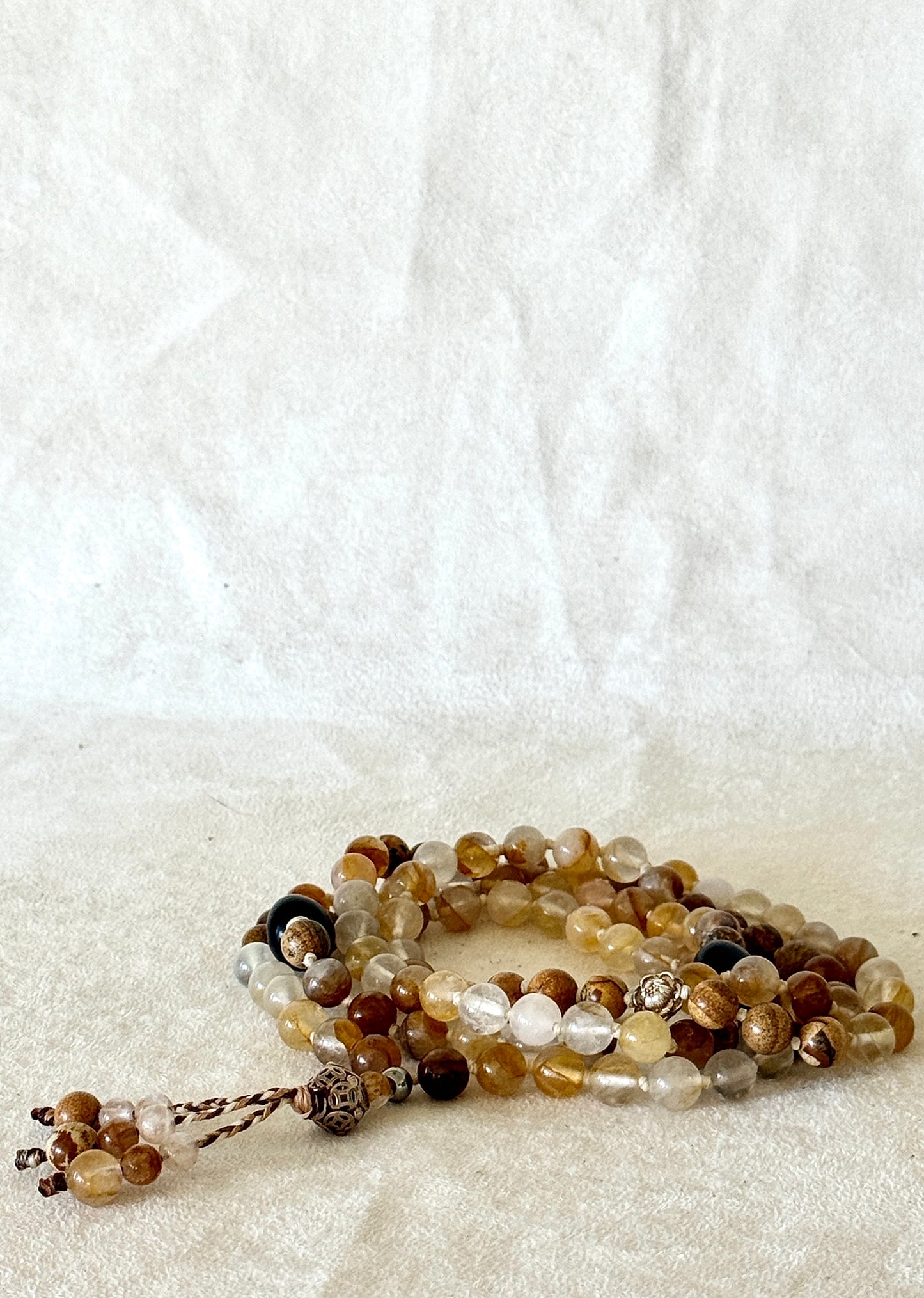 King Boliuli Mala – Hematoid Quartz, Sand Jasper & Soapberry Seeds