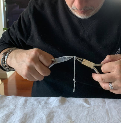 Samdea Workshop - Creating Your Mala Saronno april 5 9:30 - meditation bracelet, intention bracelets, custom mala, tibetan wrist mala, energy crystals bracelets, spiritual mala, bracelets with crystals, custom mala bracelet, natural gemstones bracelets - Samdea Mala