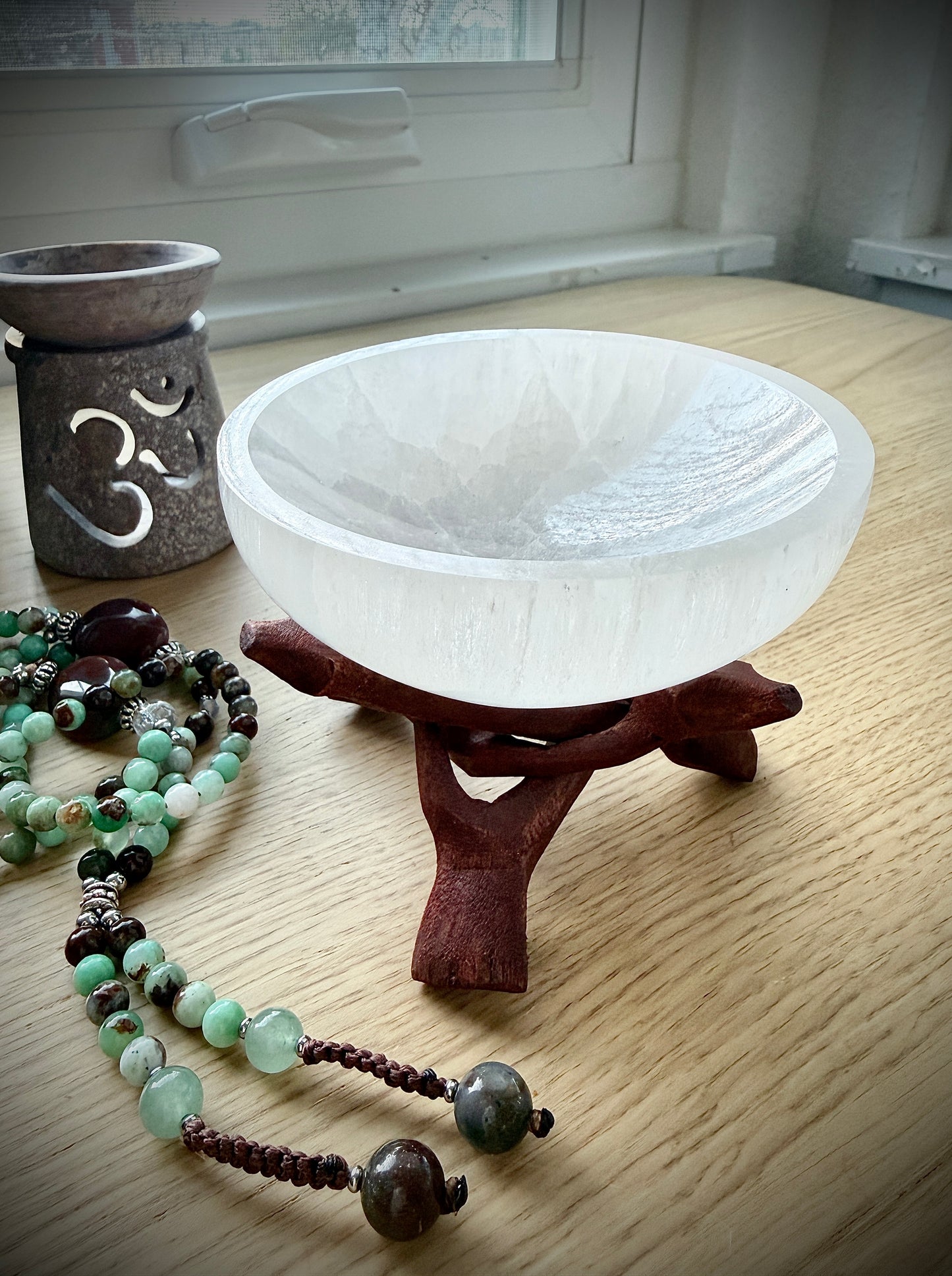 Crystal Cleansing Selenite Bowl – 4" Smudge Dish for Gemstone Purification - Samdea Mala