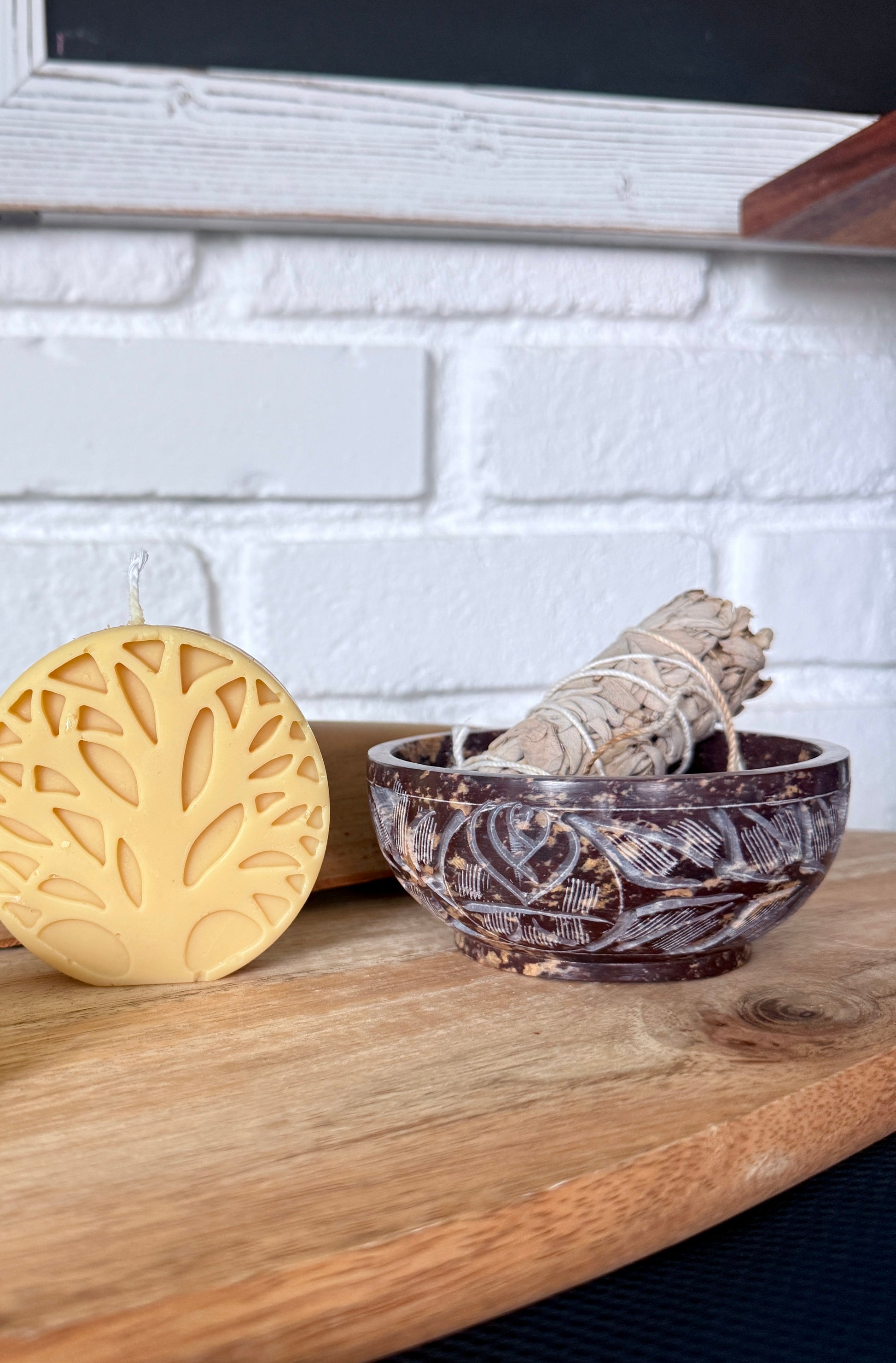 Soapstone Smudge Bowl – Hand Carved Incense Burner for Cleansing, Meditation & Blessing Rituals (4 inch) - Samdea Mala