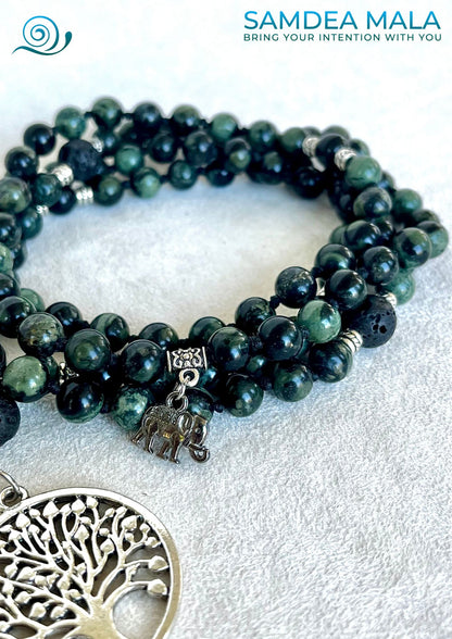 Close up Samdea Mala – Mini mala in Kambaba Jasper and Lavic Stone for grounding custom mala beads, spiritual 108 mala beads, prayer beads for meditation and midfullness with tree of life pendant