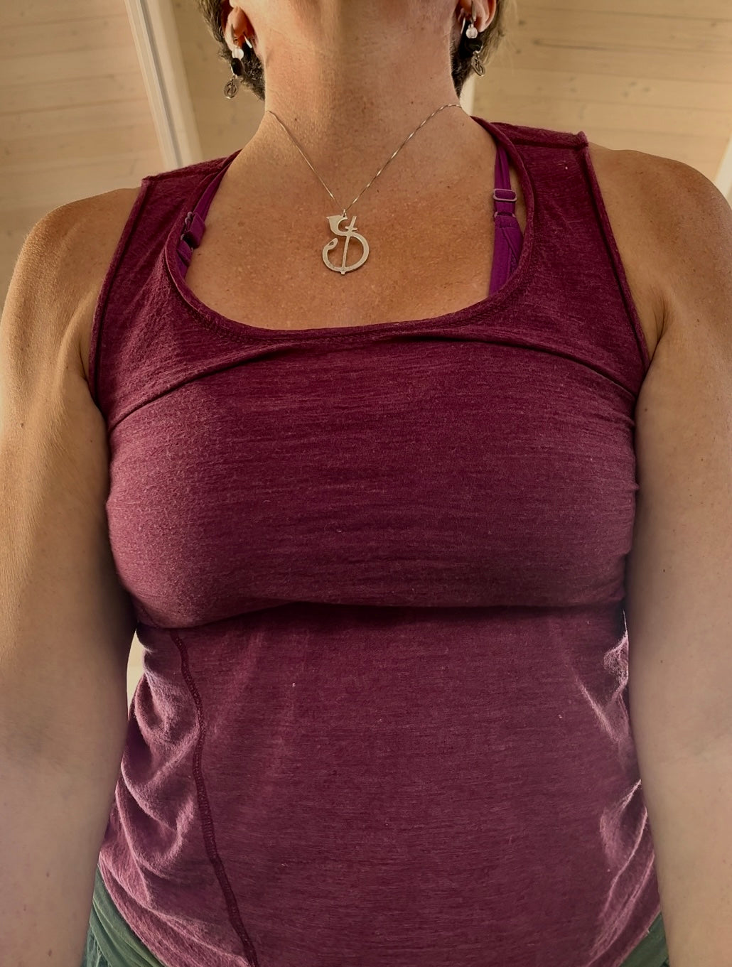 Odaka Yoga - The Symbol - necklace - Samdea Mala Francesca Cassia e Roberto Milletti silver pendant worn