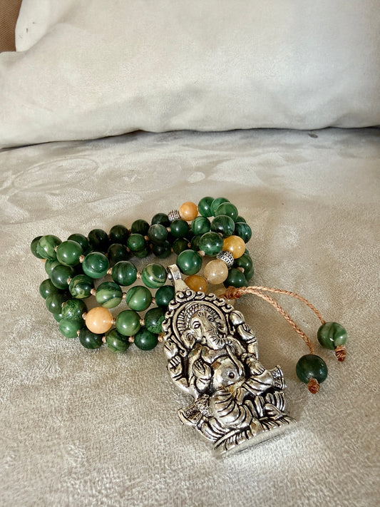 Samdea Mala green and yellow jade short mala with Ganesha pendant, 108 prayer beads for meditation
