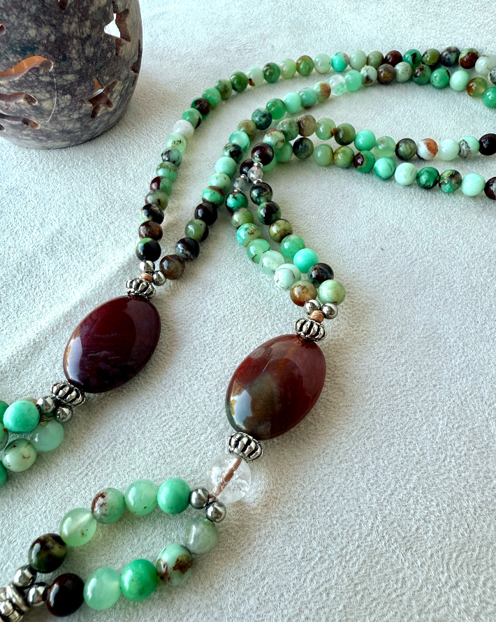 Green chrysoprase SGI Nichiren juzu in elegant gift pouch