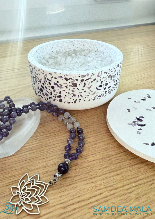 Crystal Cleansing and Charging Bowl – Amethyst, Quartz & Selenite for Purifying and Recharging Crystals | Jewelry Holder for Mala Beads