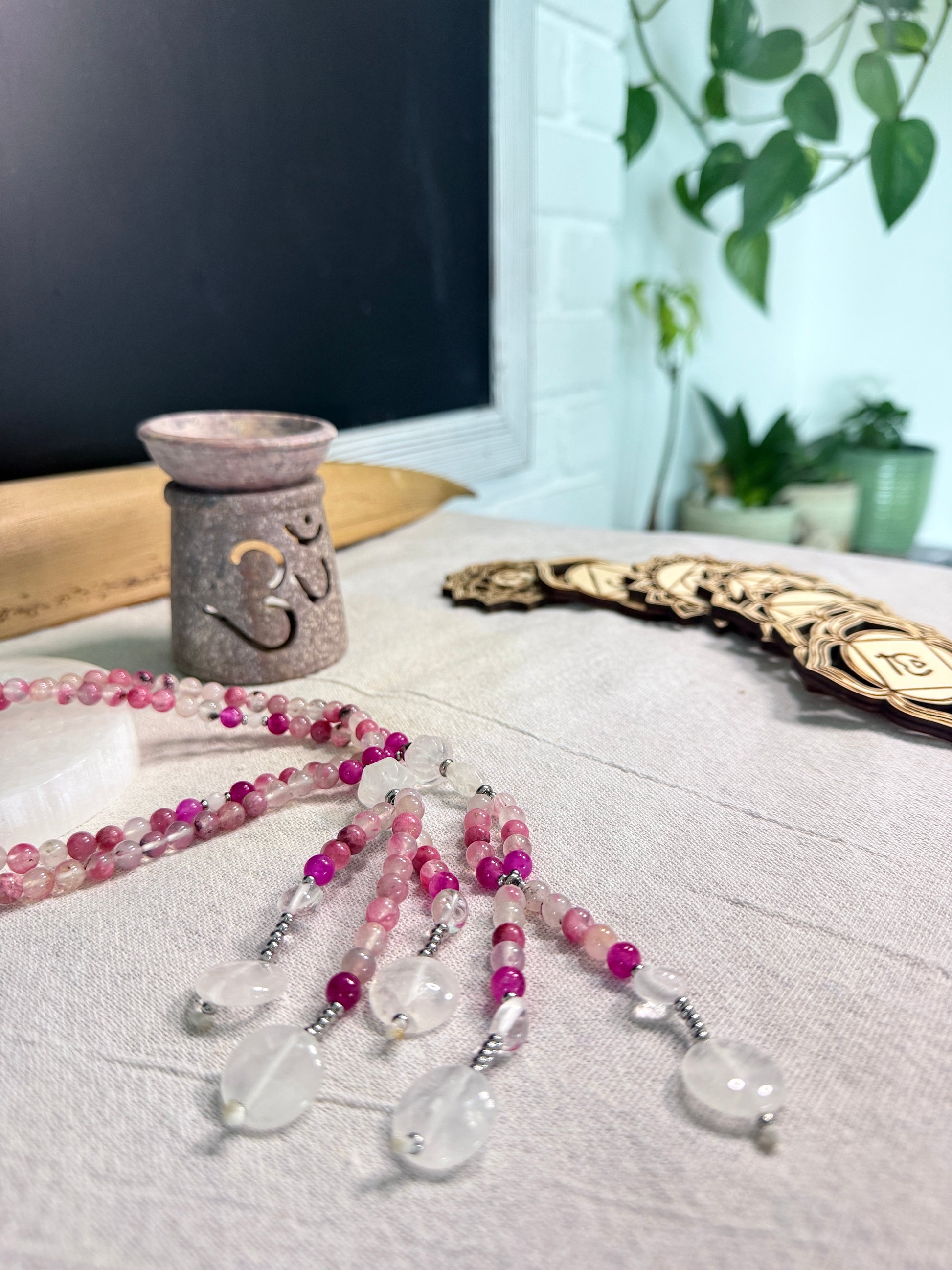 Rose Cherry Blossom Agate Soka Gakkai Japanese Buddhist juzu, handmade prayer beads for Daimoku chanting and meditation. Nam Myoho Renge Kyo  
