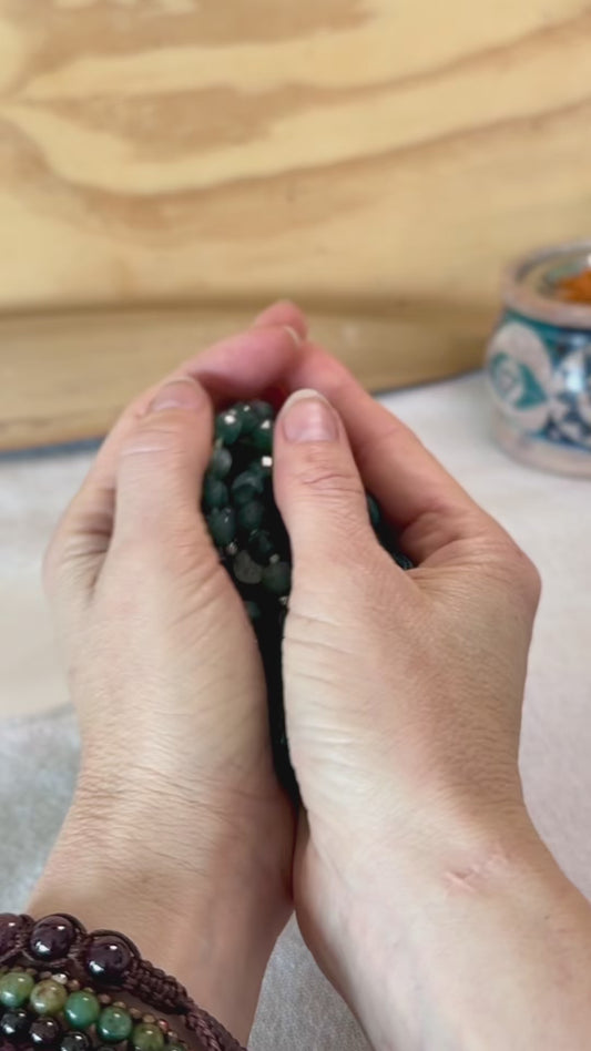 Mala in Quarzo Sfaccettato e Quarzo – Mala da Meditazione e Mindfulness con 108 Pietre da 8 mm e Nappina