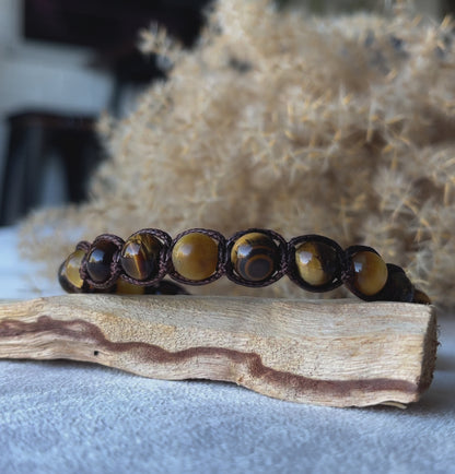 Bracciale Stile Tamashii Tibetano in Occhio di Tigre – Coraggio, Protezione e Ricchezza