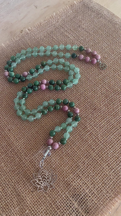Spiritual mala with green stones for Taurus sign – emotional and creative support