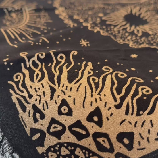 Golden Tree Altar Cloth – 18x18 inc Square Cloth for Altar, Tarot, or Meditation