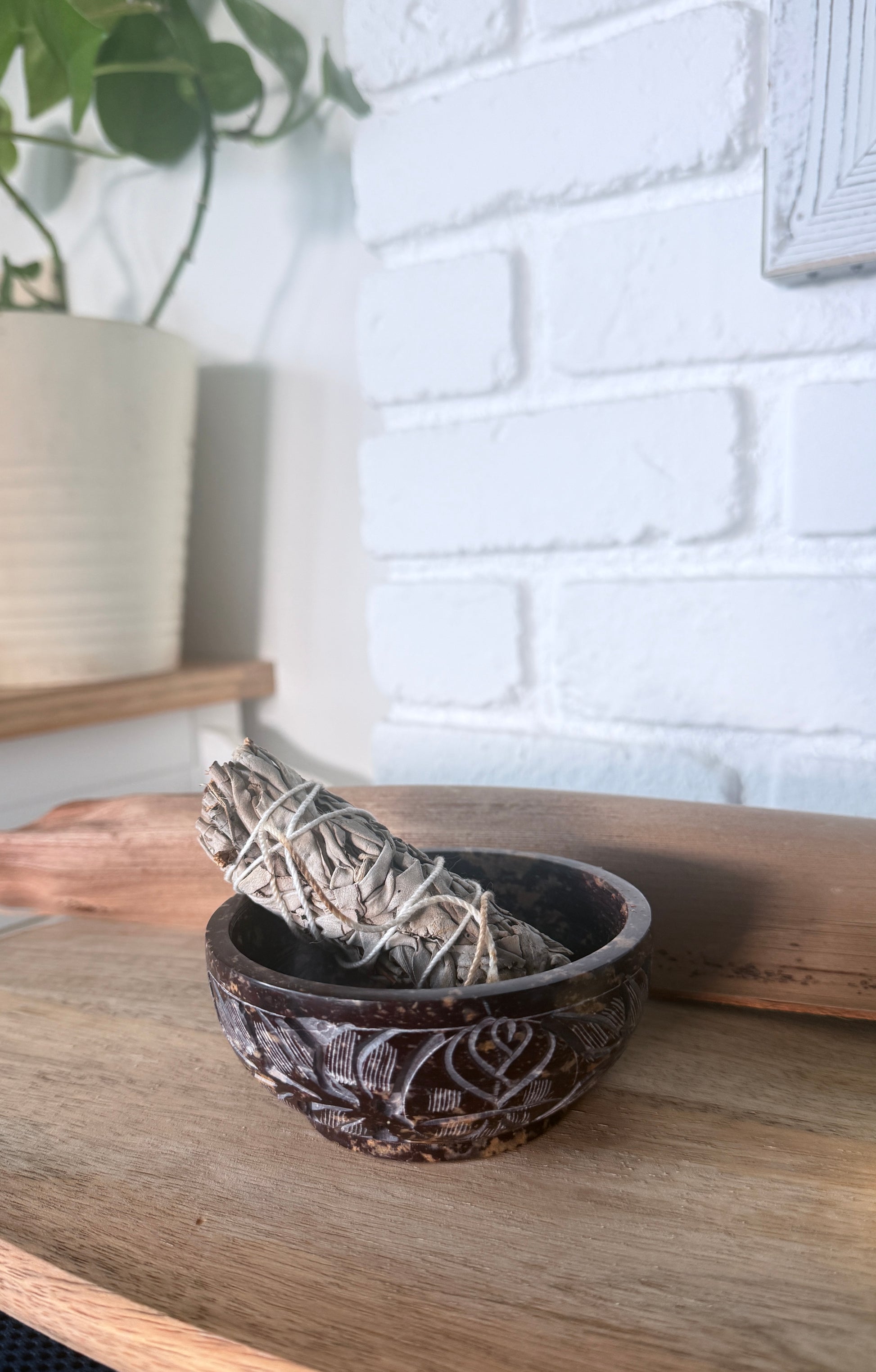 Soapstone Smudge Bowl – Hand Carved Incense Burner for Cleansing, Meditation & Blessing Rituals (4 inch)
